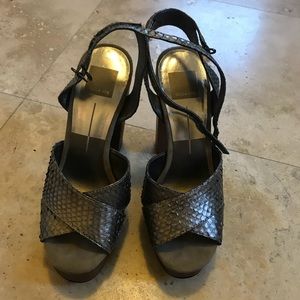 Like new, lighty used snake skin dolce Vita heels